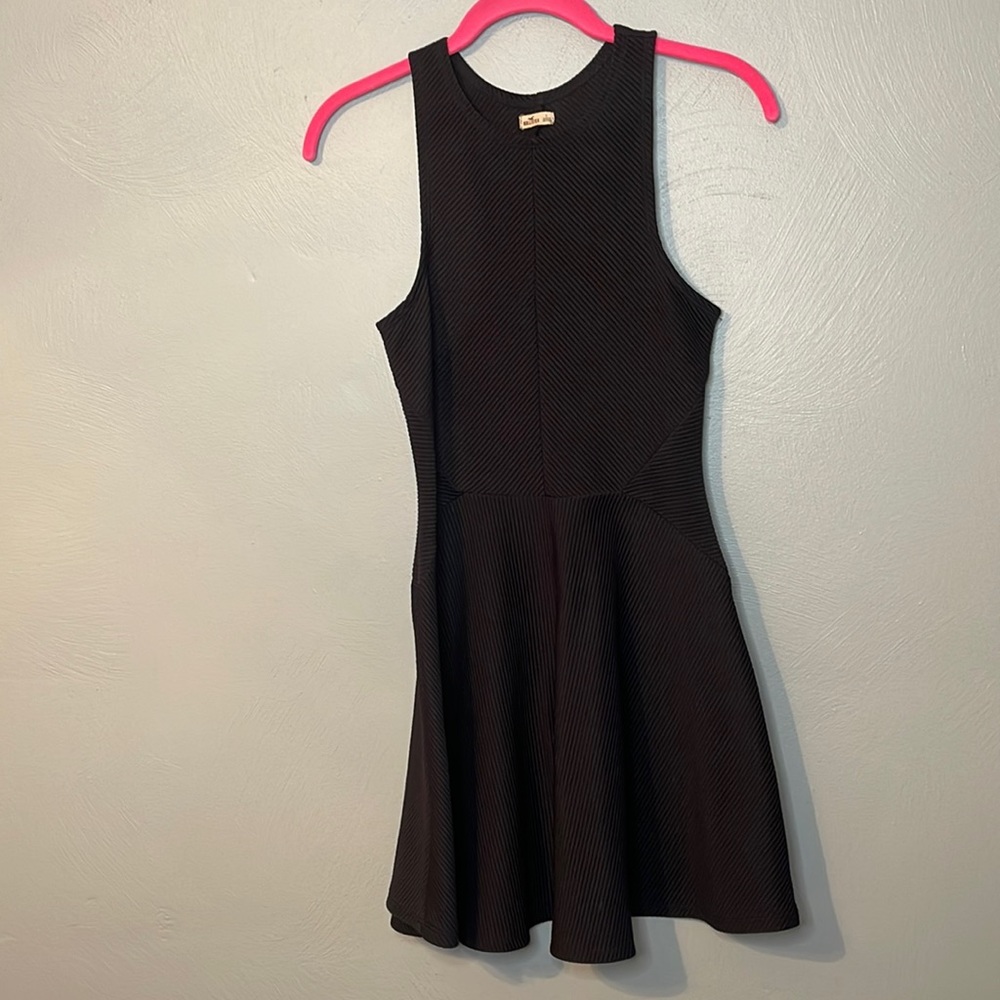 B7 Hollister little black dress staple item for closet!